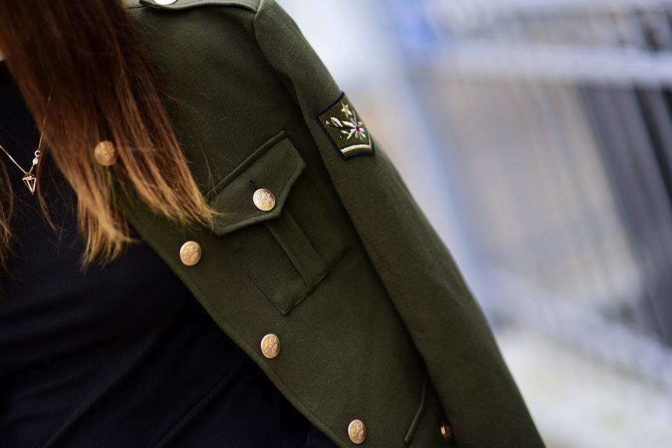 military-style-jacket-street-fashion