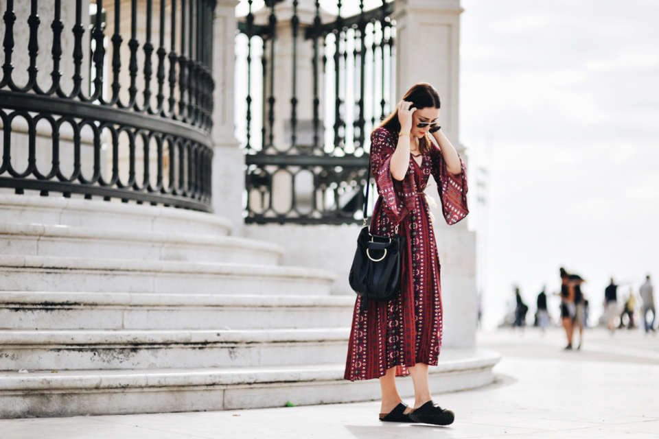 birkenstock-and-dress-street-fashion-outfit