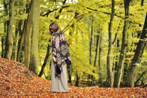 ponczo-w-azteckie-wzory