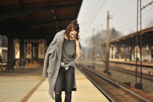 grey-coat-outfit