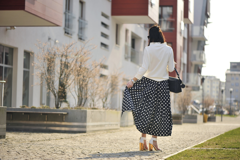dotted-skirt-street-fashion