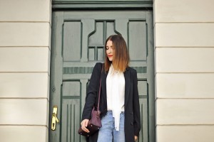 bow-blouse-street-style