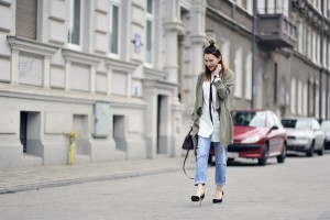 white-shirt-street-style