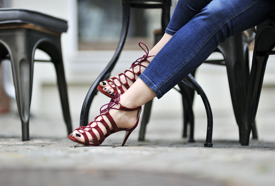 lace-up-shoes-street-fashion