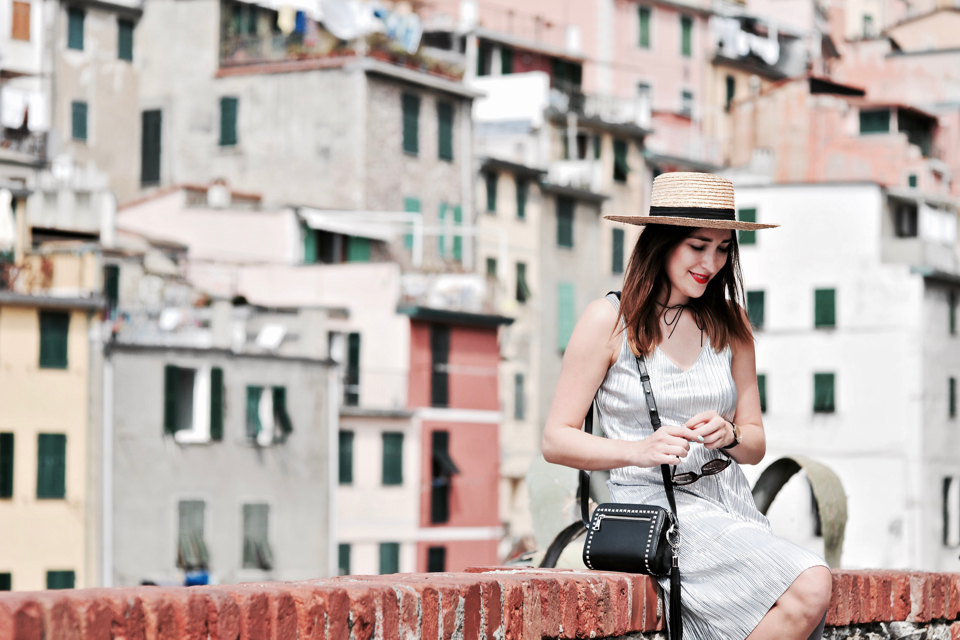 how-to-accessorize-a-silver-dress