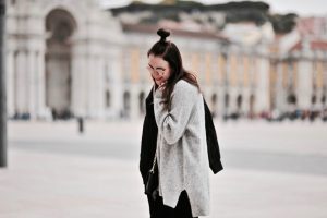 outfit-with-long-sweater