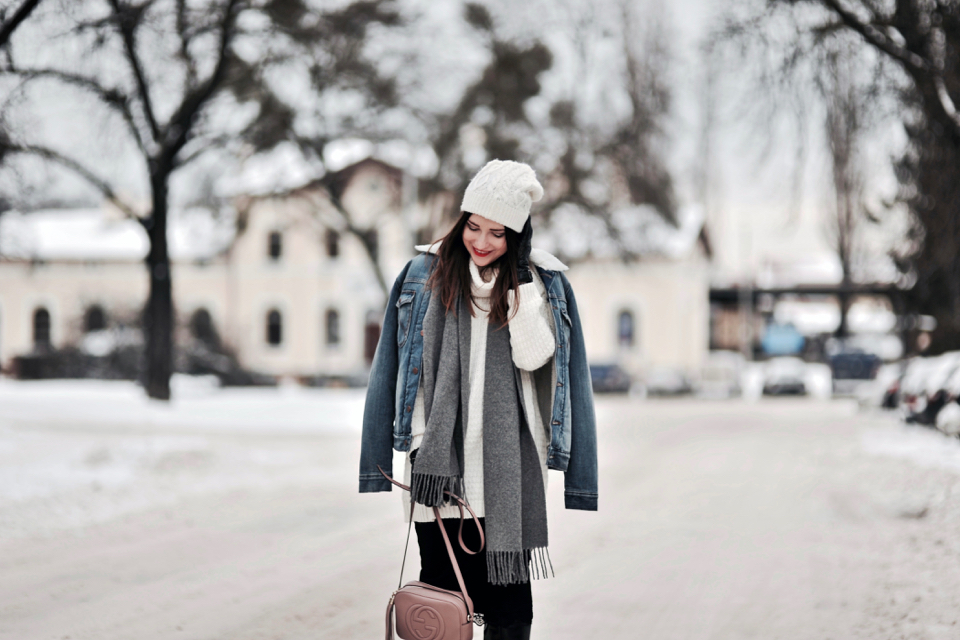 shearling denim jacket outfit