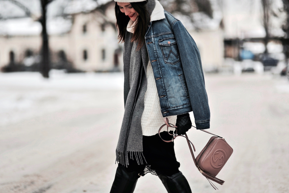 fur-lined-denim-jacket-outfit-street-fashion