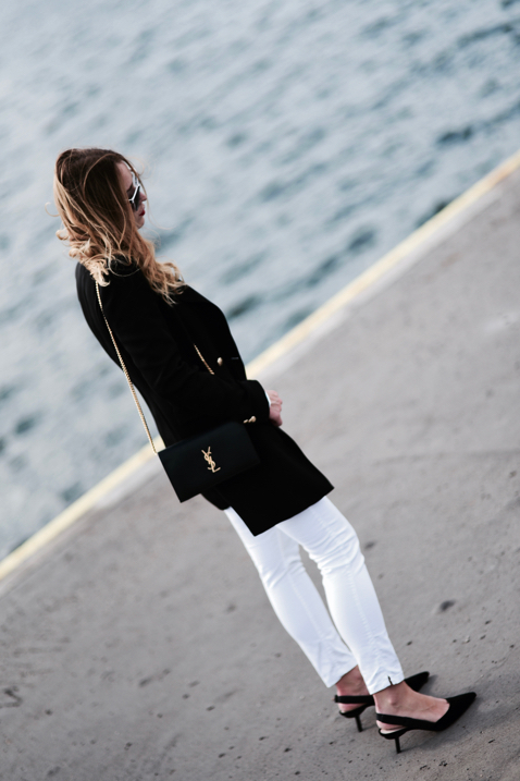 white-pants-street-style-fashion-outfit-idea