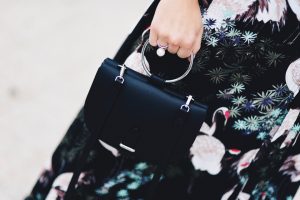 bag-with-round-handle